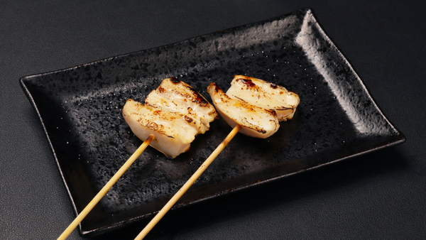 国産鶏ヤゲン軟骨串（肉付き）｜串打ち済みで仕込み不要｜焼き鳥専門店が求める希少部位