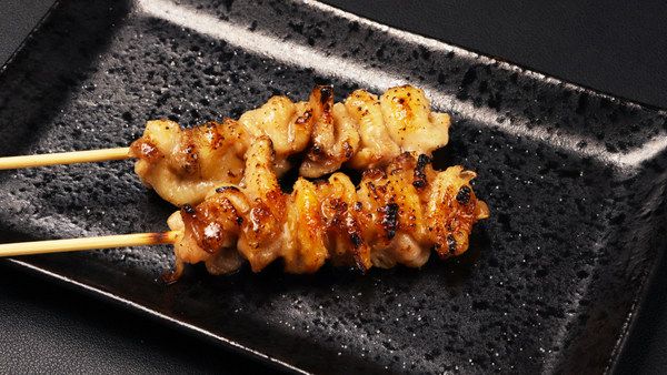 国産鶏生皮串｜串打ち済みで仕込み不要｜焼き鳥専門店が求める脂の旨味