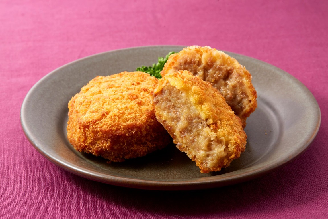 黒毛和牛コロッケ（北海道産黒毛和牛使用）｜北海道産のジャガイモと国産の和牛を使用した産地押しで単価UPの一品！